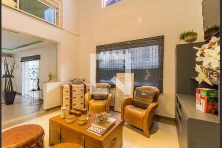 Sala de casa para alugar com 4 quartos, 300m² em Jardim Camila, Mogi das Cruzes