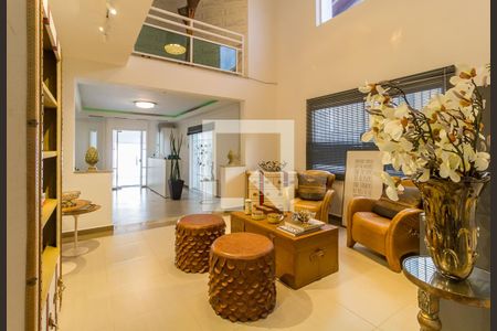 Sala de casa para alugar com 4 quartos, 300m² em Jardim Camila, Mogi das Cruzes