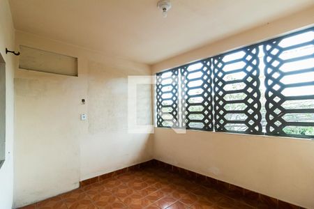 Varanda da sala de casa para alugar com 3 quartos, 120m² em Vila Santo Antônio, Ferraz de Vasconcelos