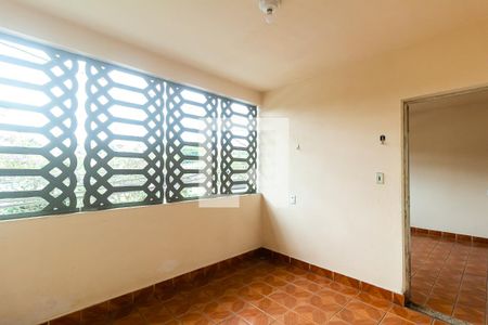 Varanda da sala de casa para alugar com 3 quartos, 120m² em Vila Santo Antônio, Ferraz de Vasconcelos