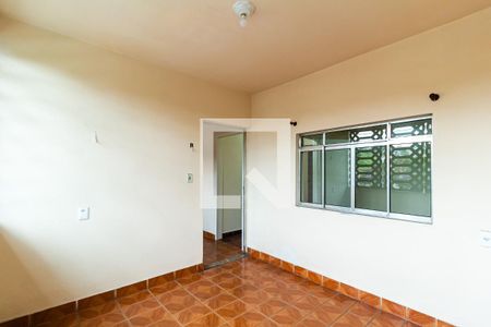 Varanda da sala de casa para alugar com 3 quartos, 120m² em Vila Santo Antônio, Ferraz de Vasconcelos