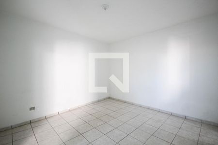 Quarto de casa para alugar com 1 quarto, 50m² em Santo Antônio, Osasco