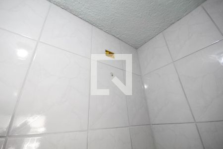 Banheiro de casa para alugar com 1 quarto, 50m² em Santo Antônio, Osasco