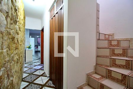 Corredor de casa à venda com 3 quartos, 179m² em Parque João Ramalho, Santo André