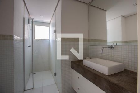 Banheiro social de apartamento para alugar com 1 quarto, 90m² em Centro, Ribeirão Preto