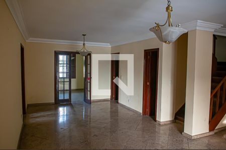 sala de casa à venda com 8 quartos, 1000m² em Pechincha, Rio de Janeiro