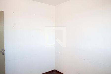 Quarto de apartamento para alugar com 2 quartos, 50m² em Arvoredo, Contagem