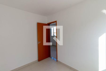 Quarto 2 de apartamento para alugar com 2 quartos, 53m² em Diamante (barreiro), Belo Horizonte