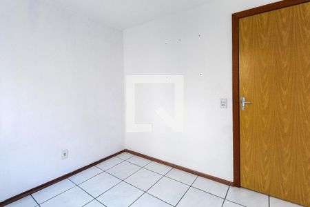 Quarto 1 de apartamento para alugar com 2 quartos, 34m² em Jardim Leopoldina, Porto Alegre