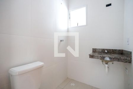 Banheiro de apartamento para alugar com 1 quarto, 25m² em Vila Constança, São Paulo