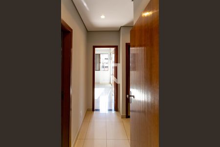 Corredor de apartamento à venda com 3 quartos, 86m² em Dona Clara, Belo Horizonte