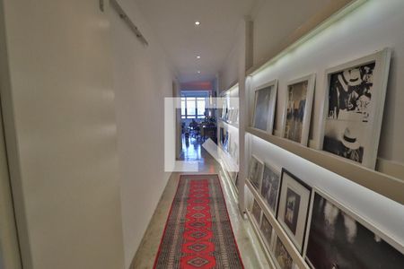 Apartamento à venda com 145m², 1 quarto e 1 vagaEntrada