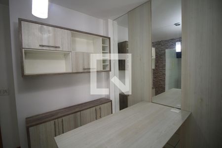 Sala - Detalhe de apartamento para alugar com 2 quartos, 64m² em Vila da Penha, Rio de Janeiro