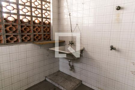 Casa para alugar com 70m², 2 quartos e 1 vaga Casa para alugar com 70m², 2 quartos e 1 vagaÁrea de Serviço