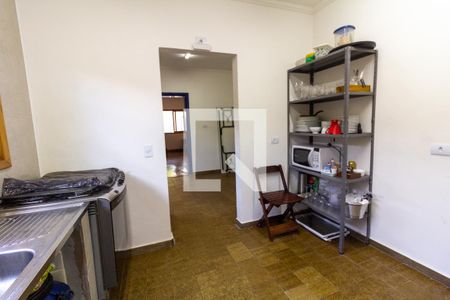 Casa à venda com 600m², 4 quartos e 6 vagas Casa à venda com 600m², 4 quartos e 6 vagasCozinha