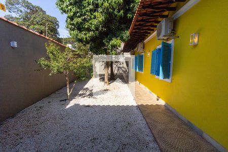 Casa à venda com 600m², 4 quartos e 6 vagas Casa à venda com 600m², 4 quartos e 6 vagasJardim
