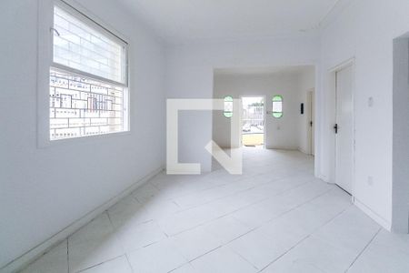 Sala de casa à venda com 4 quartos, 200m² em Passo D’areia, Porto Alegre