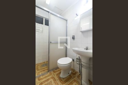 Banheiro de apartamento para alugar com 1 quarto, 40m² em Pinheiros, São Paulo