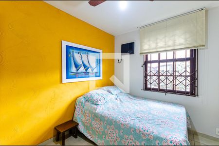 Casa à venda com 300m², 4 quartos e 3 vagas Casa à venda com 300m², 4 quartos e 3 vagasQuarto 1