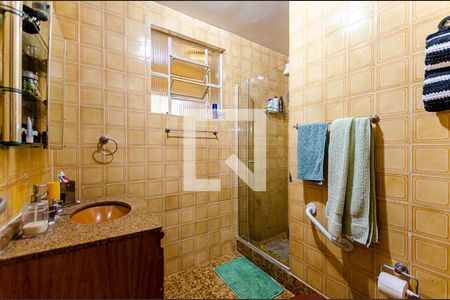 Casa à venda com 300m², 4 quartos e 3 vagas Casa à venda com 300m², 4 quartos e 3 vagasBanheiro Social