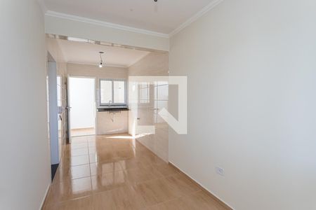 Sala e cozinha de apartamento à venda com 2 quartos, 41m² em Vila Portuguesa, São Paulo