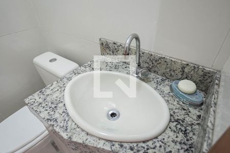 Lavabo de casa para alugar com 2 quartos, 66m² em Santa Amélia, Belo Horizonte