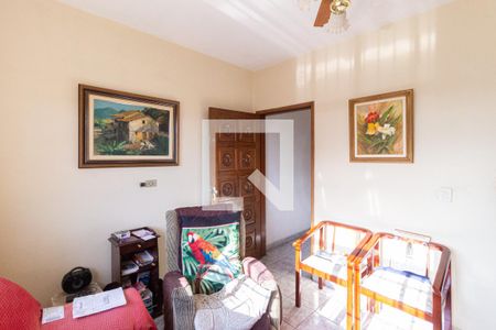 Sala 2 de casa para alugar com 6 quartos, 250m² em Santo Antônio, Osasco