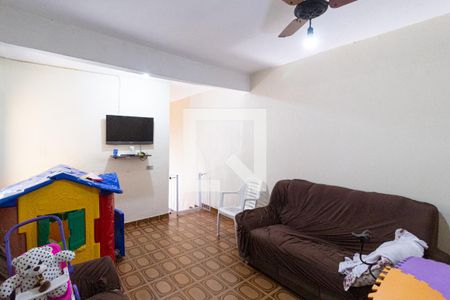 Sala 1 de casa para alugar com 6 quartos, 250m² em Santo Antônio, Osasco