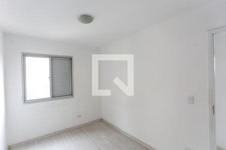 Quarto 1 de apartamento para alugar com 2 quartos, 54m² em Jardim Umarizal, São Paulo