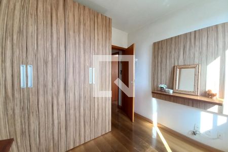 Quarto 1 - Armários de apartamento à venda com 3 quartos, 100m² em Itapoã, Belo Horizonte