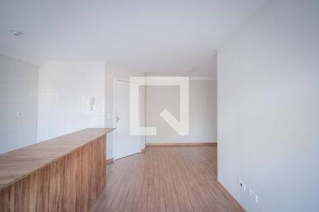 Sala de apartamento para alugar com 2 quartos, 55m² em Tatuquara, Curitiba