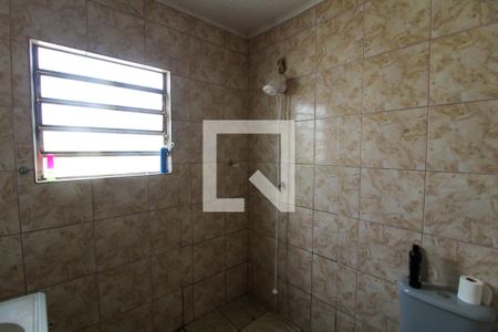 Banheiro de casa à venda com 2 quartos, 500m² em Fátima, Canoas