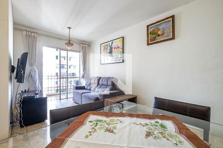 Apartamento para alugar com 85m², 3 quartos e 2 vagasSala