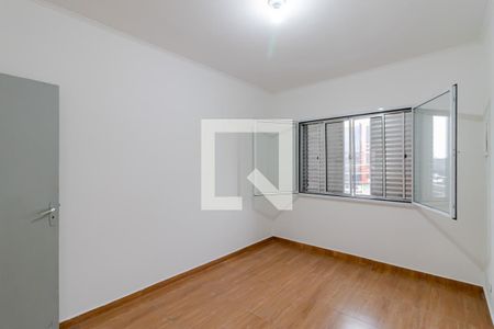 Quarto 1 de casa para alugar com 2 quartos, 60m² em Jardim Vergueiro (sacomã), São Paulo