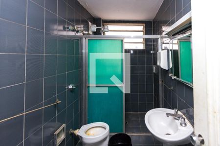 Casa à venda com 401m², 12 quartos e 5 vagas Casa à venda com 401m², 12 quartos e 5 vagasBanheiro 2