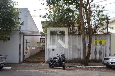 Casa à venda com 401m², 12 quartos e 5 vagas Casa à venda com 401m², 12 quartos e 5 vagasFachada