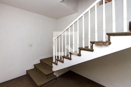 Casa à venda com 401m², 12 quartos e 5 vagas Casa à venda com 401m², 12 quartos e 5 vagasAcesso ao Segundo Piso