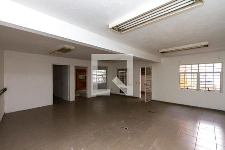 Casa à venda com 401m², 12 quartos e 5 vagas Casa à venda com 401m², 12 quartos e 5 vagasQuarto 5