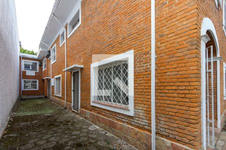Casa à venda com 401m², 12 quartos e 5 vagas Casa à venda com 401m², 12 quartos e 5 vagasCorredor Lateral