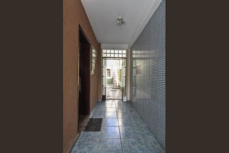 Entrada Social de casa para alugar com 3 quartos, 100m² em Vila Almeida, São Paulo