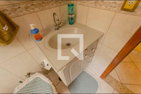 Casa à venda com 155m², 3 quartos e 2 vagas Casa à venda com 155m², 3 quartos e 2 vagasBanheiro