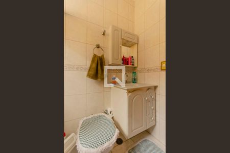 Casa à venda com 155m², 3 quartos e 2 vagas Casa à venda com 155m², 3 quartos e 2 vagasBanheiro