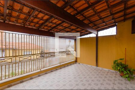 Casa à venda com 155m², 3 quartos e 2 vagas Casa à venda com 155m², 3 quartos e 2 vagasVaranda Quarto 2