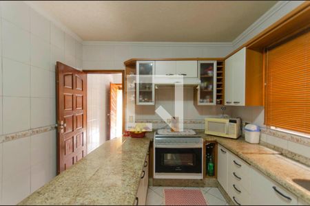 Casa à venda com 155m², 3 quartos e 2 vagas Casa à venda com 155m², 3 quartos e 2 vagasCozinha