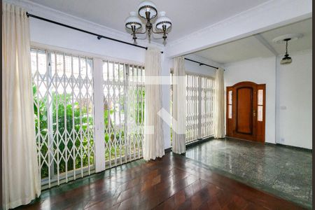 Sala de casa para alugar com 4 quartos, 151m² em Vila Prudente, São Paulo