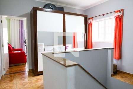 Corredor de casa à venda com 3 quartos, 205m² em Jardim Rina, Santo André