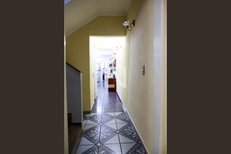 Corredor de casa à venda com 3 quartos, 205m² em Jardim Rina, Santo André