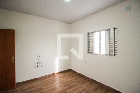 Quarto  de casa para alugar com 1 quarto, 35m² em Jardim Robru, São Paulo