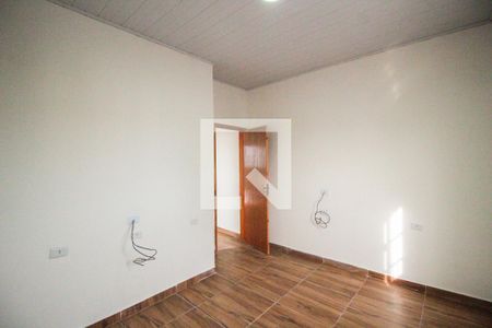 Quarto  de casa para alugar com 1 quarto, 35m² em Jardim Robru, São Paulo