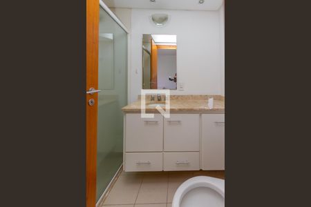 Banheiro de apartamento à venda com 1 quarto, 30m² em Campo Belo, São Paulo